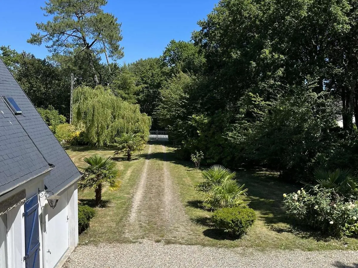 Holiday home Grande Maison Familiale A 800M De La Plage De Kermor Avec Jardin - Fr-1-481-122 Combrit