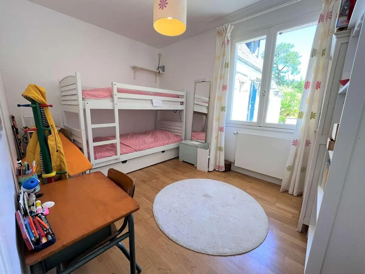 Grande Maison Familiale A 800M De La Plage De Kermor Avec Jardin - Fr-1-481-122 Combrit 0*,  France